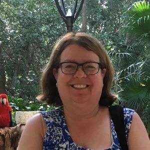 Meet your Posher, Pam